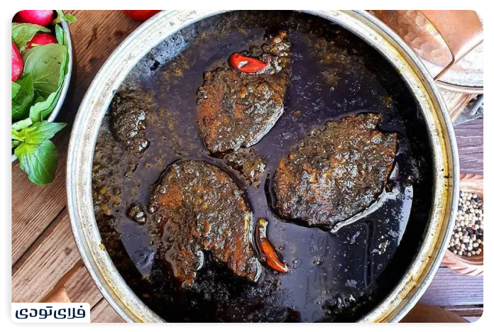 Eating traditional food in the best Bushehr restaurant