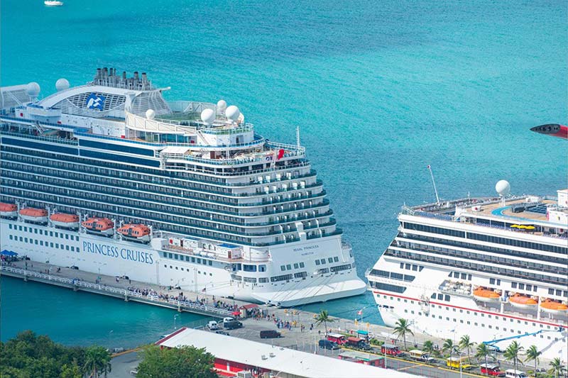 Reportage of Persian Gulf Cruise Ships