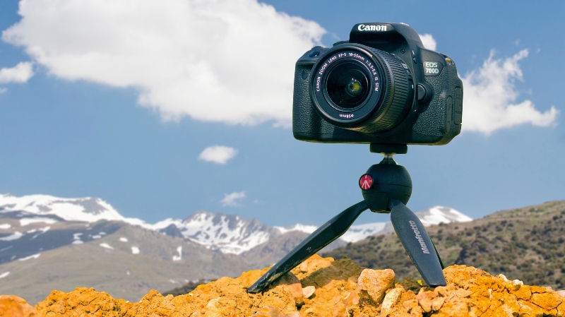 portable camera tripod; Photo source: digitalcameraworld.com. Photographer: Unknown