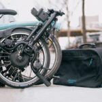 folding bike with bag; Photo source: xvkdfashion.shop site. Photographer: Unknown