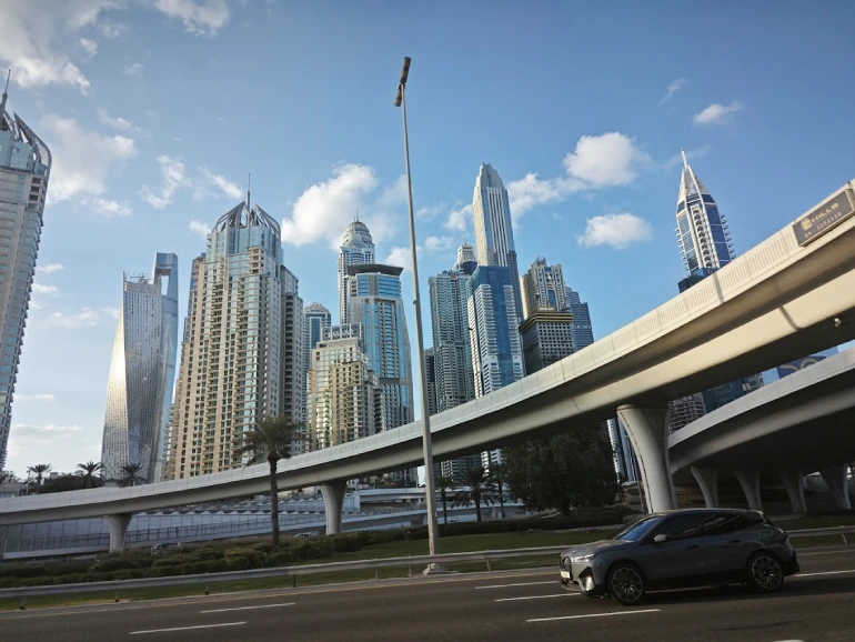   Sky View Dubai