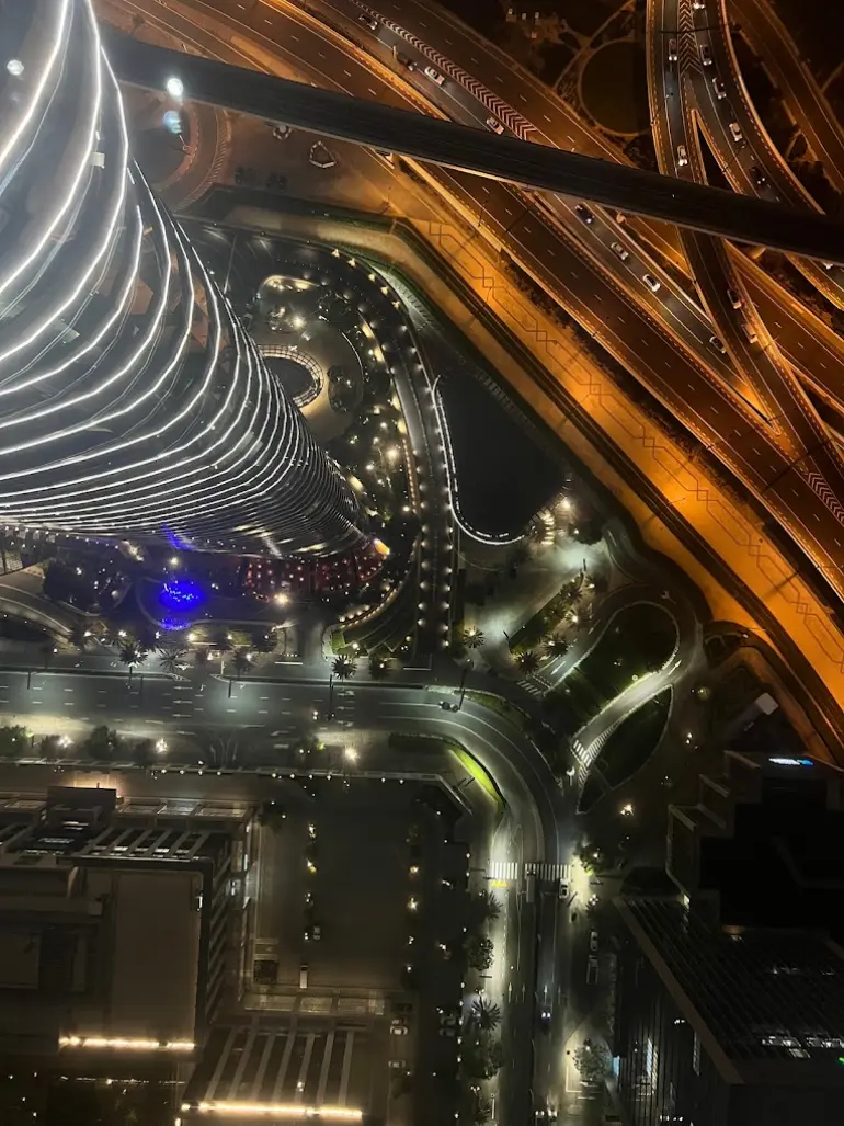   Sky View Dubai