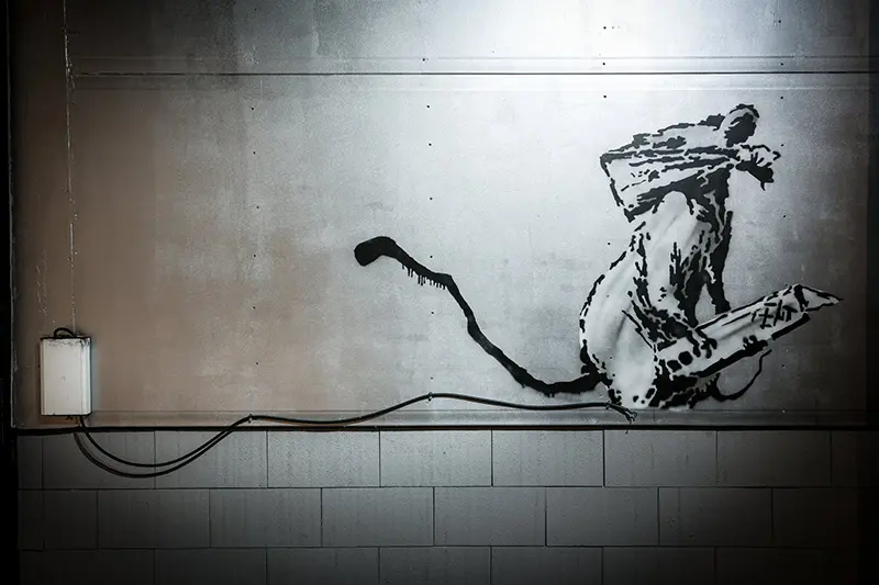 The paiing of the media mouse; Banksy's effect