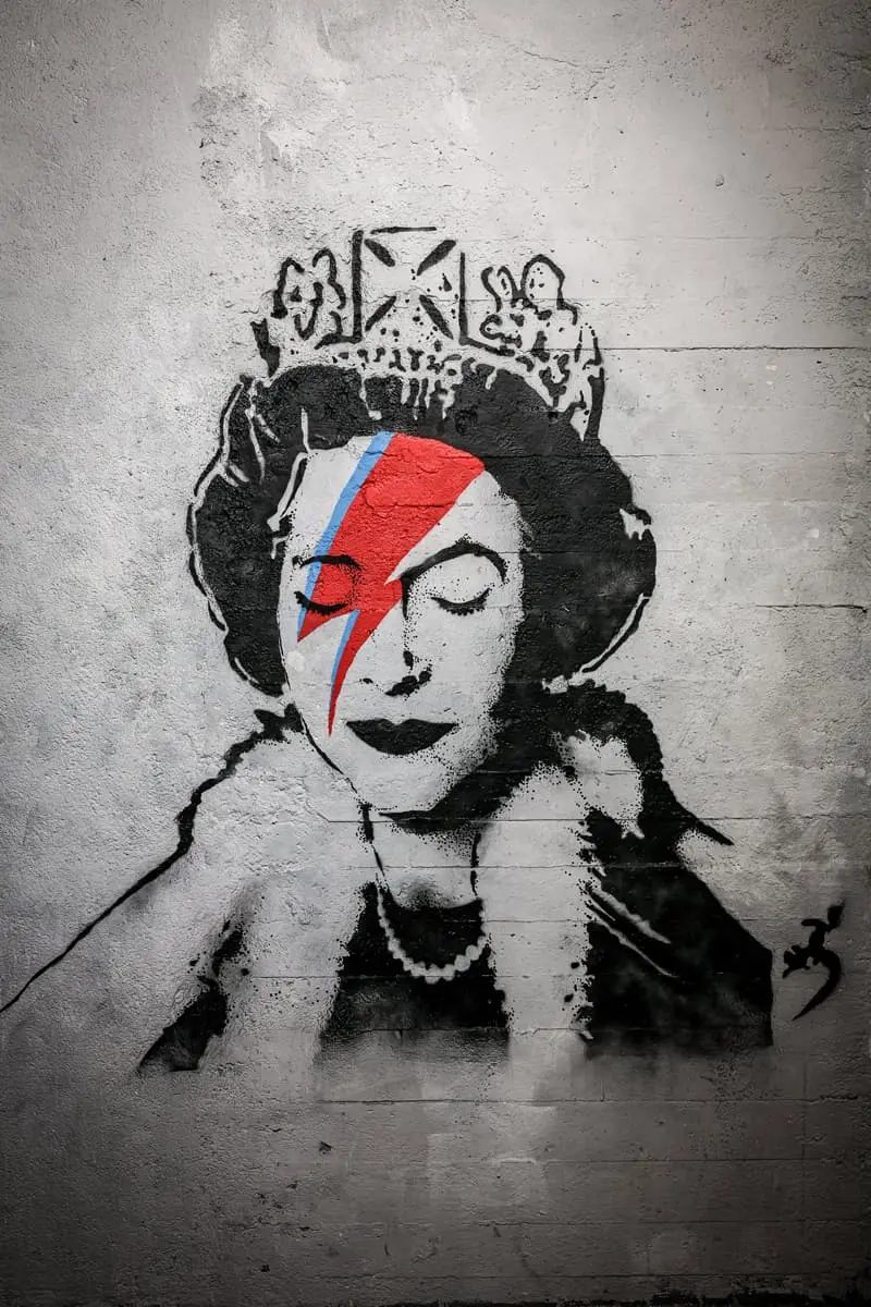 Conceptual paiing by Queen Elizabeth; Banksy's effect