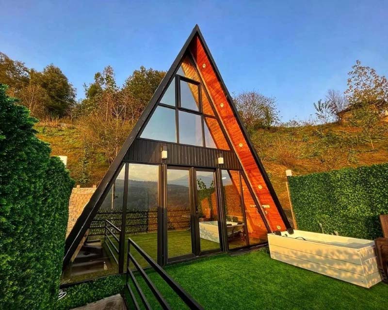Reportage of residence in the Suadkouh; From luxury villas to cozy forest huts