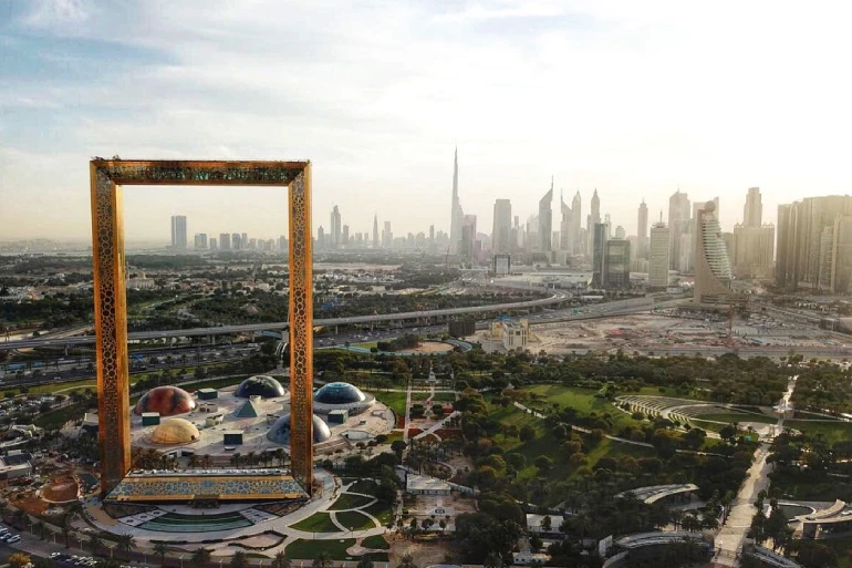 Dubai frame
