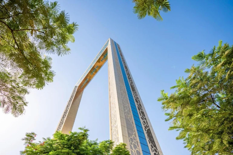 Dubai frame