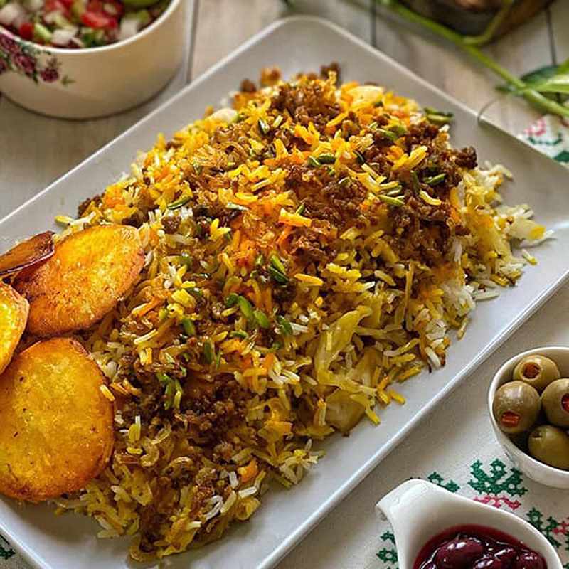 Cabbage Polo Shirazi with Green Olive, Photo Source: Elanet.ir, Photographer: Unknown