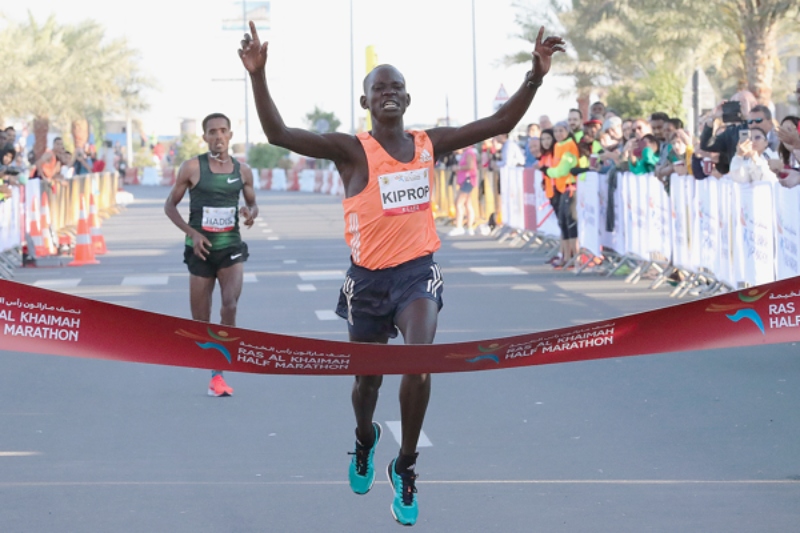 Victory in the Marathon's duo; Photo Source: Worldathletics.org. Photographer: Unknown