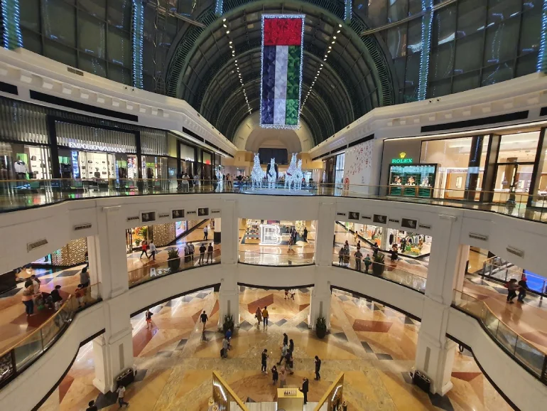The best time to visit the Emirates Mall
