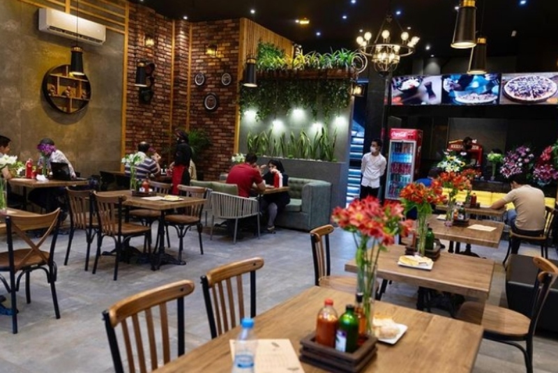The ierior of the Dibaru Restaura Cafe; Photo Source: Fidilio.com. Photographer: Unknown