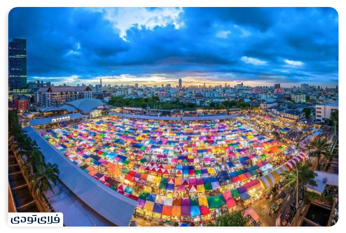 Chaatwachak weekend market