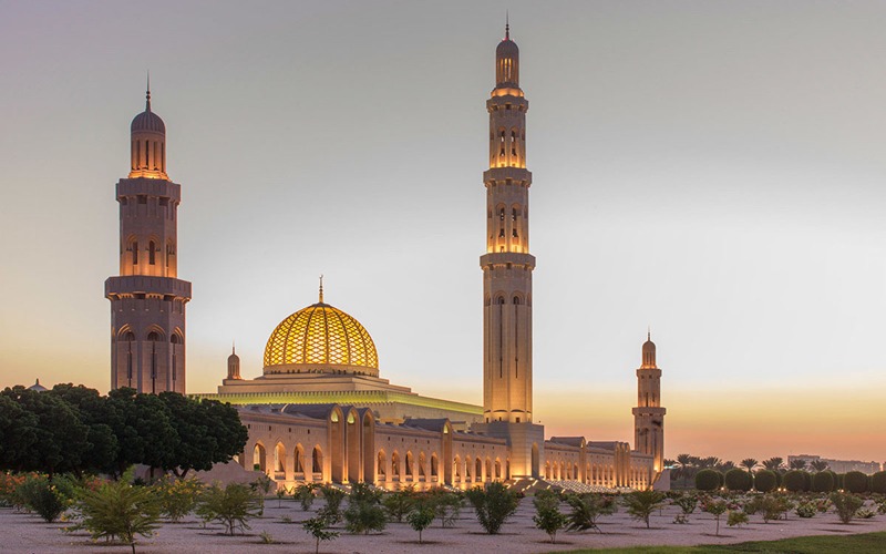 Sultan Qaboos Oman Mosque, Photo Source: Worldarchitecture.org, Photographer: Unknown