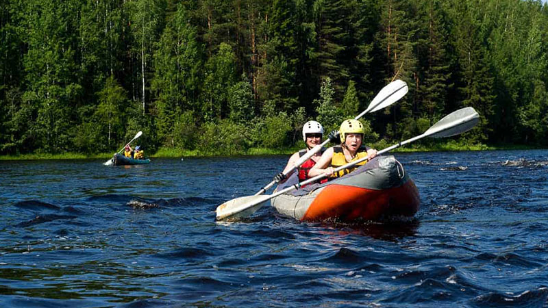 Water sports on the lake