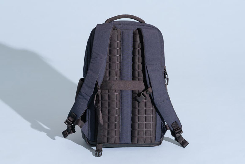 Ergonomic Design of Travel Laptops; Photo Source: nytimes.com; Photographer: Connie Park