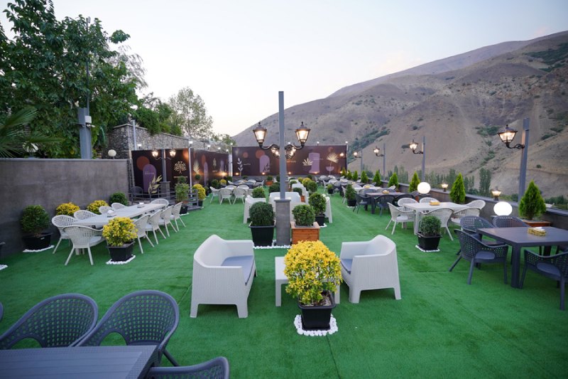 Ruff Garden Restaura Paradise Restaura. Source: Cafegarditehran.com Website; Photographer: Unknown