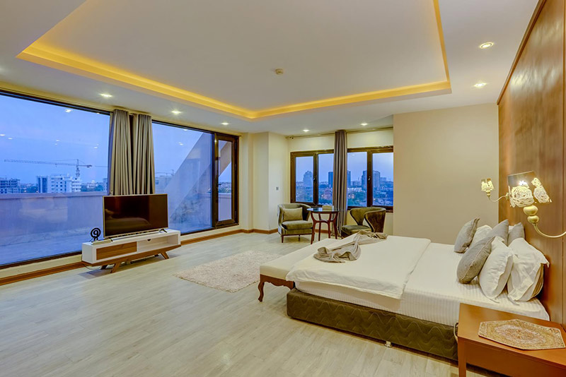 Ierior of the rooms of the Kish Mirage Hotel; Photo Source: Google Map; Photographer: Ali Tehrani Majd