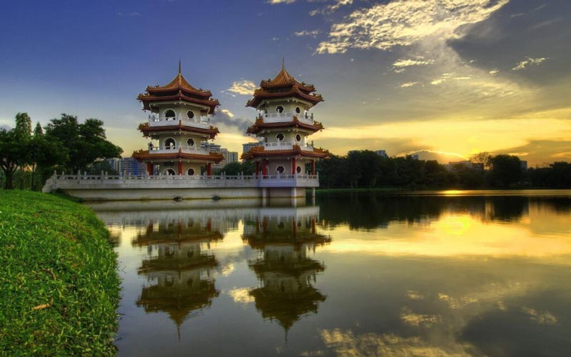 Traveling to three cultures, three experiences: travel to South Africa, Vietnam and China