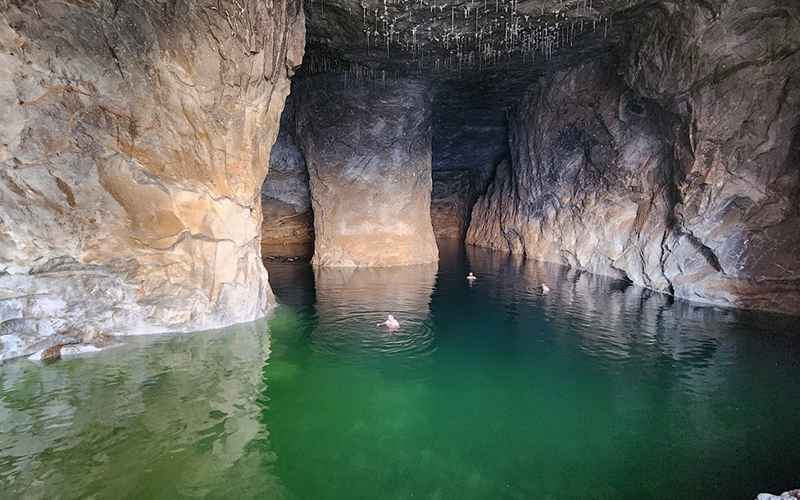 Garmsar Salt Cave Ierior, Photo Source: Google Map, Photographer: Yashar Alizadeh