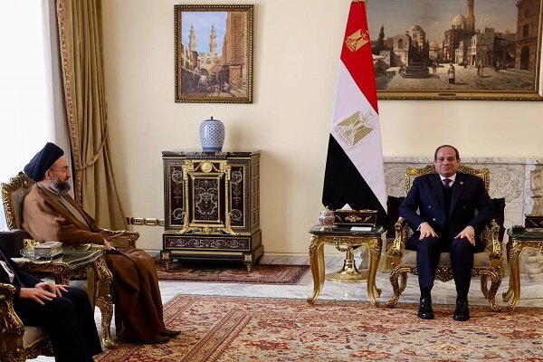 Ammar Hakim's consultations with the Egyptian Preside