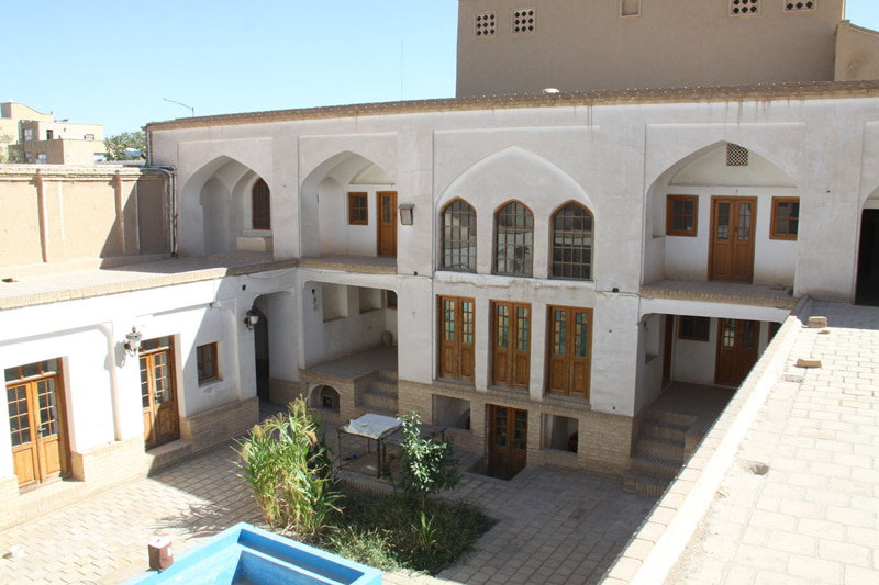 The yard of the tadin from the rooftop facade; Source: Arya Heritage; Photographer: Ehsan Varamini