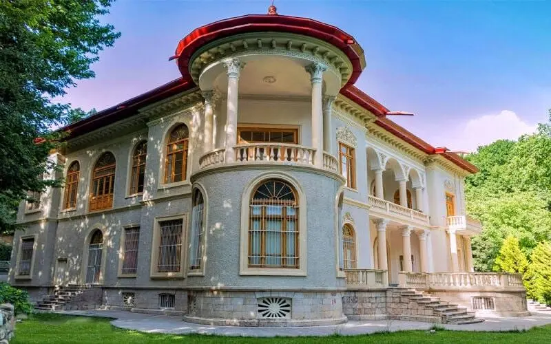 White House Saad Abad Palace, Photo Source: Gopersis.com. Photographer: Unknown
