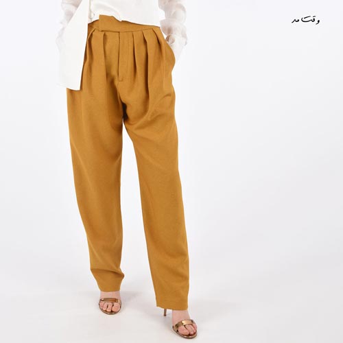 A stylish and new model of chopped or paher pas with mustard colors 