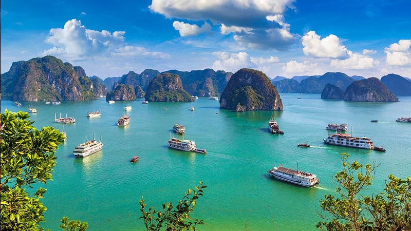Halong Bay (ha long bay) on a trip to Hanoi