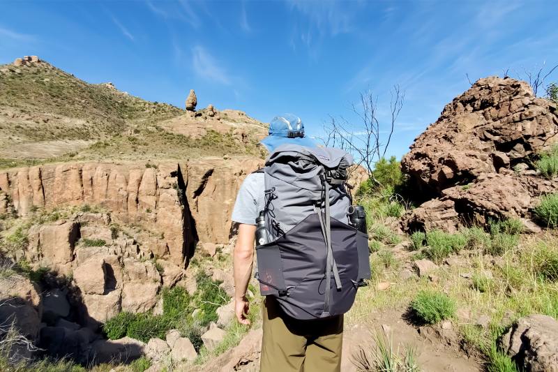 The backpack of the mouaineering with the canopy compartme. Source: Gearjunkie.com website; Photographer: Unknown