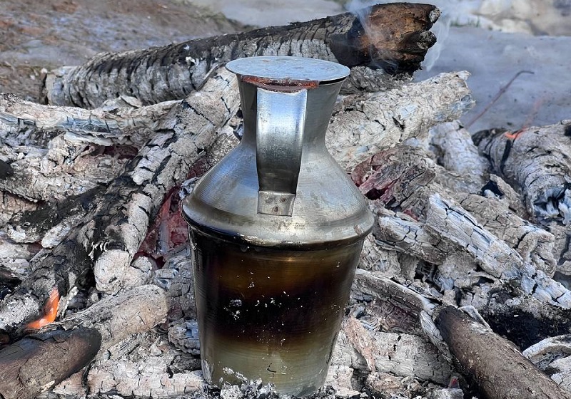Firefed tea; Photo Source: Googlemaps; Photographer: Mehran Sabzeidani