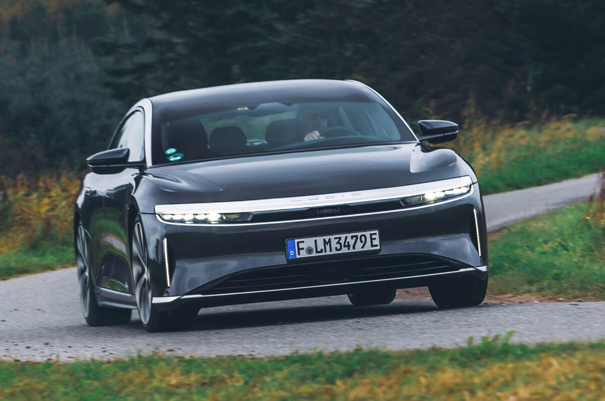 The fastest electric cars in the world you need to know - Digino