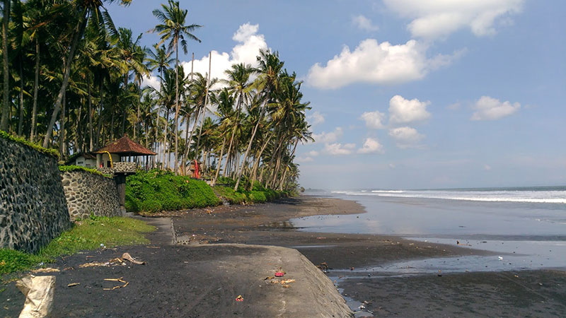 Pasut Beach (Pasut Beach)