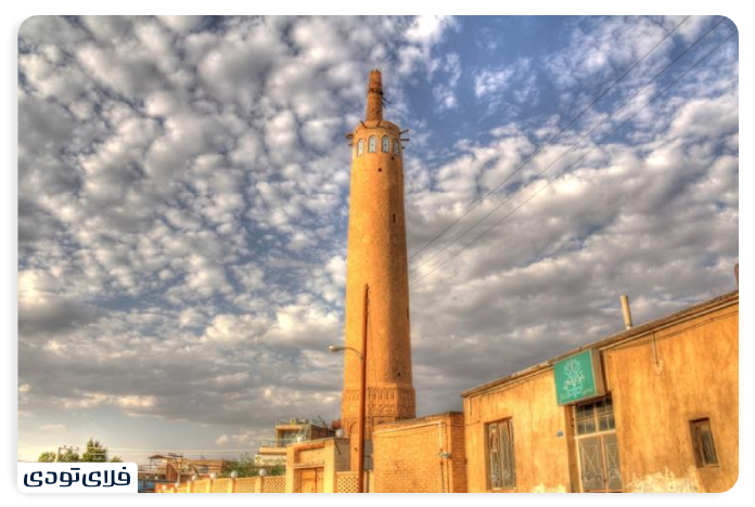 Golpayegan and Seljuk minaret