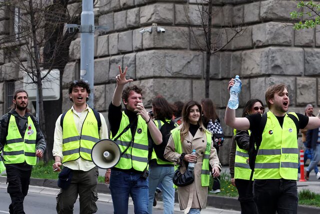 The protest march of thousands against Trump's bridegroom project in Serbia