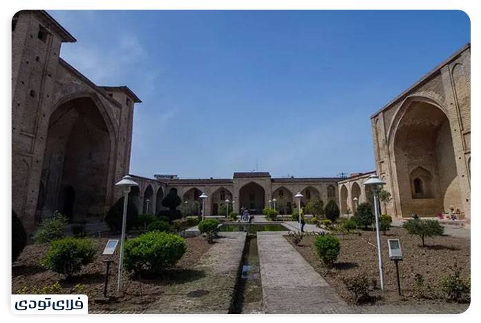Spectacular places in Sari
