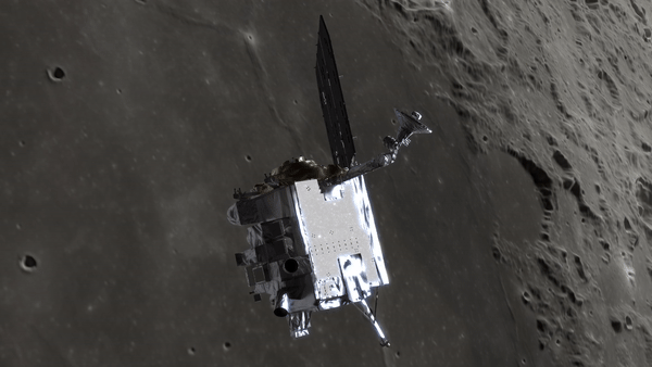 What effect does the moonlight have on the moon's explorators?