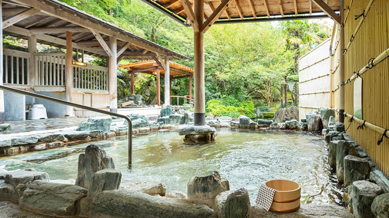 Iroduction to Onsen Culture in Japan