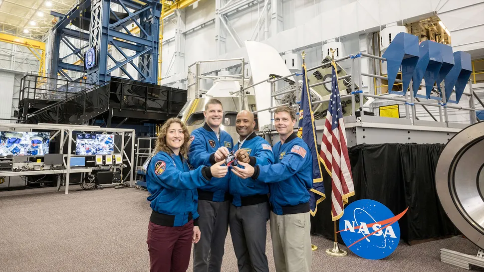 Artemis 2 mission badge was unveiled