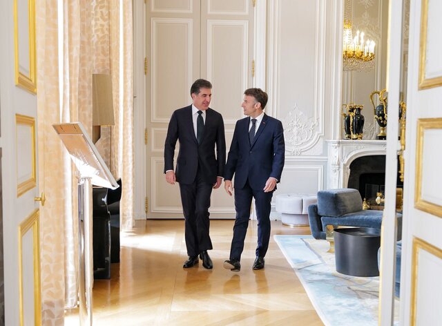 Macron and Barzani's consultations about the situation in the area