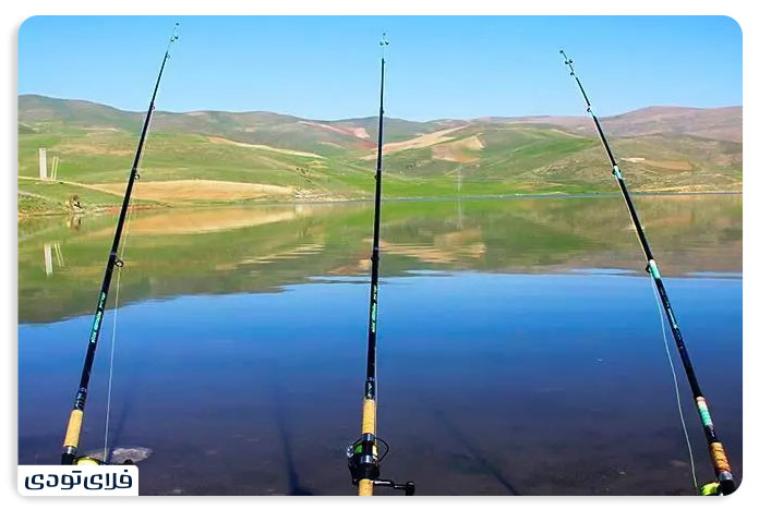 Fishing in the Lar plain