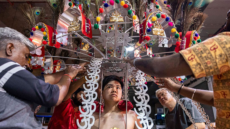 Customs and sacrifices in typosam