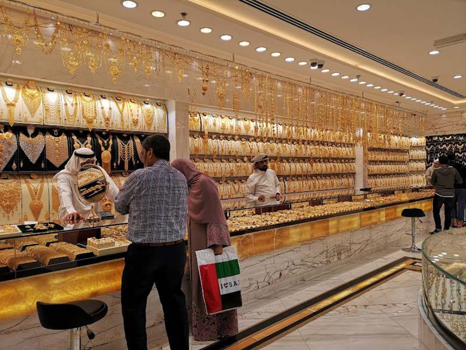 Gold Shop in Dubai Gold and Diamond Park