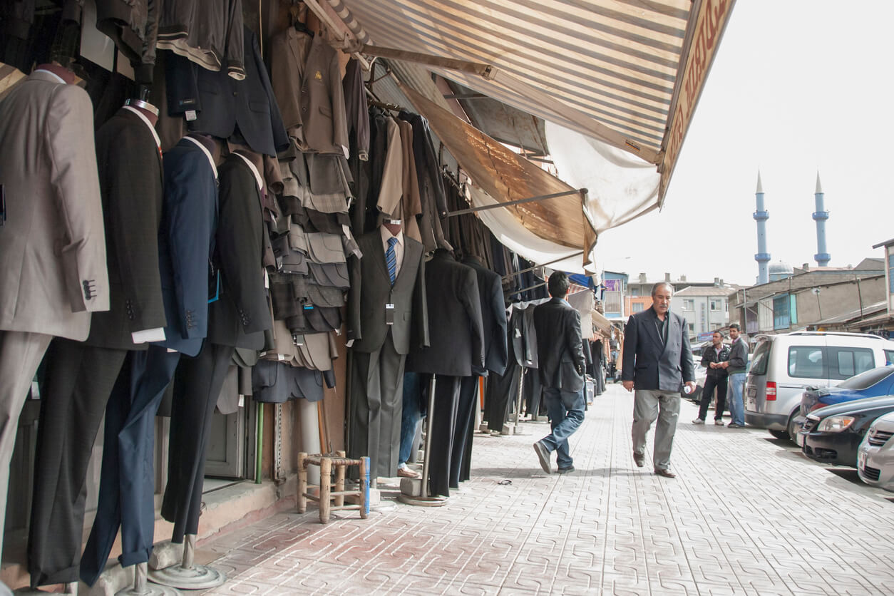 Traditional Van Market