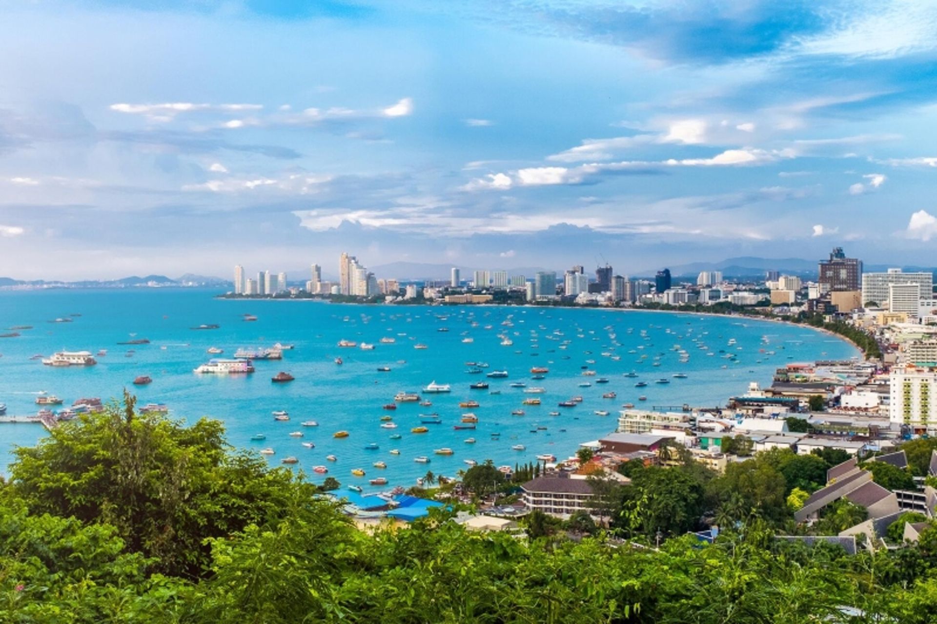Boat on the coast of Pattaya