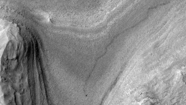 Capture the first images of the Martian Curiosity Martian on the Red Planet