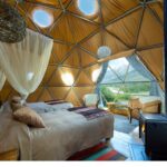 Special conditions of traditional ecotourism