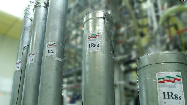 Tucker Carlson: America has a problem with Iran, not the Islamic Republic