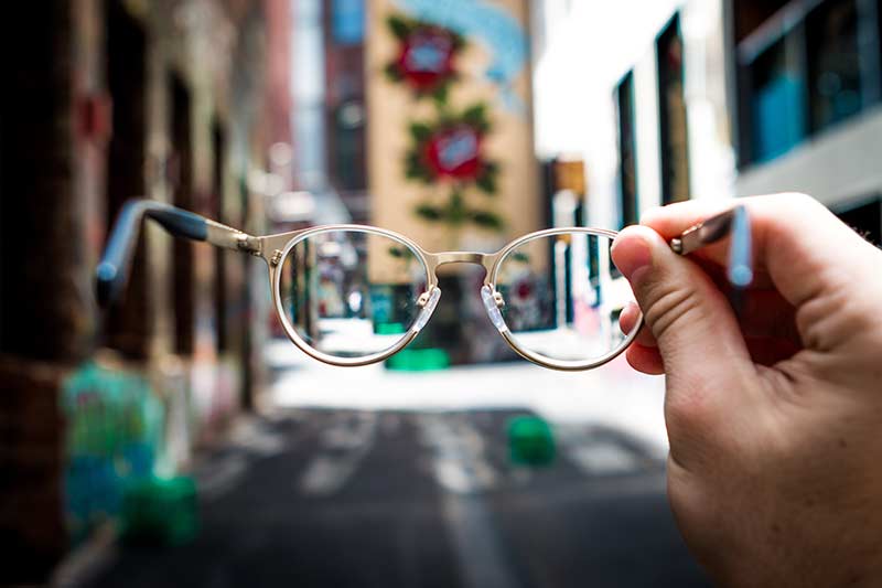 What is the cause of sudden blurred vision in one eye?