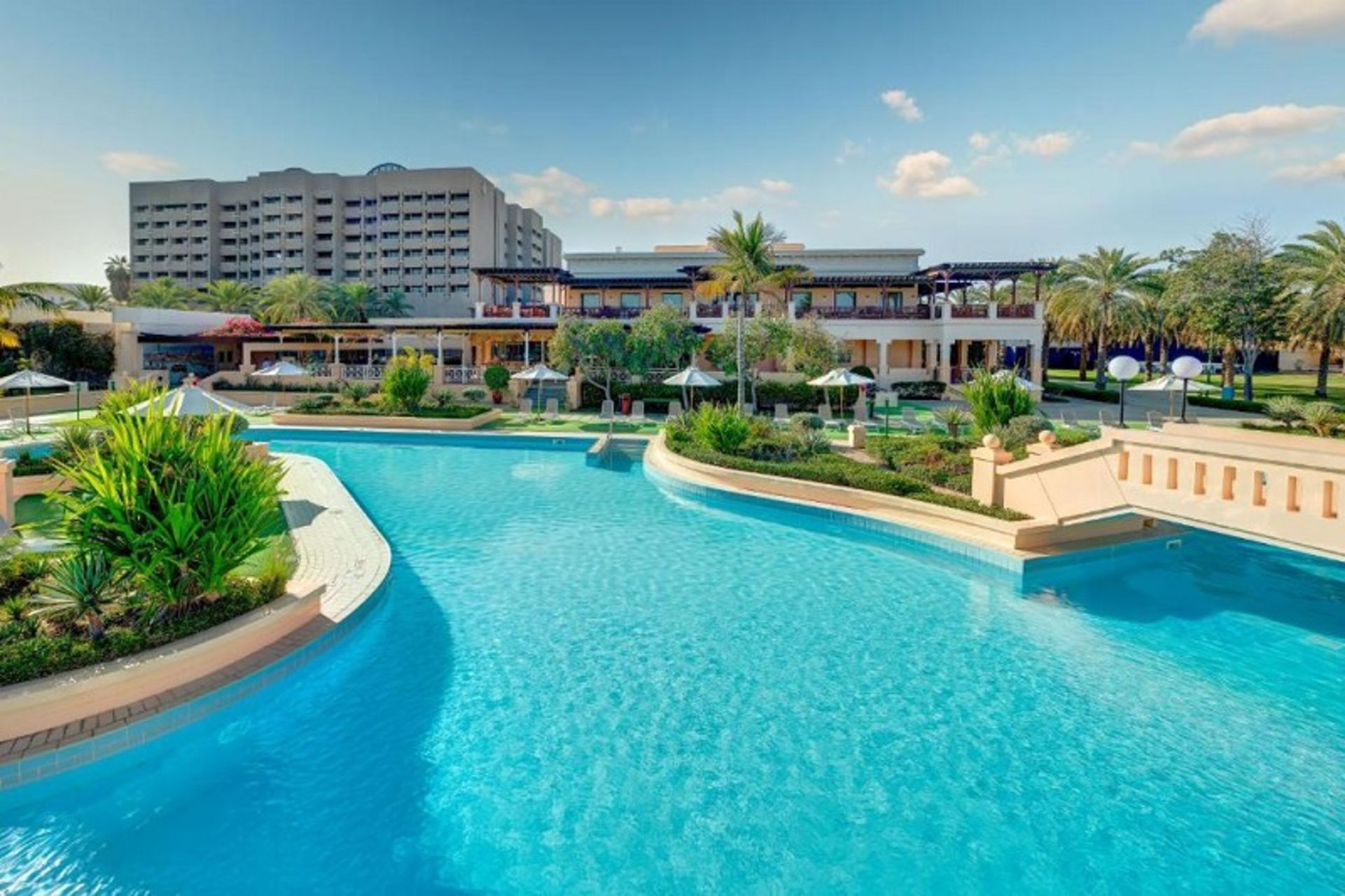 Muscat's Iercoineal Hotel Pool