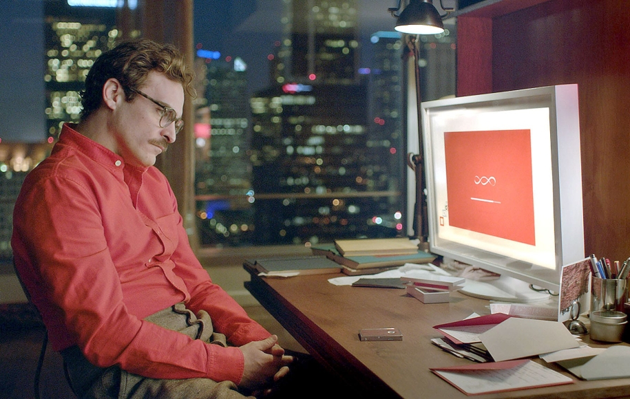 Wake Phoenix in a view of Spike Jones' movie HER